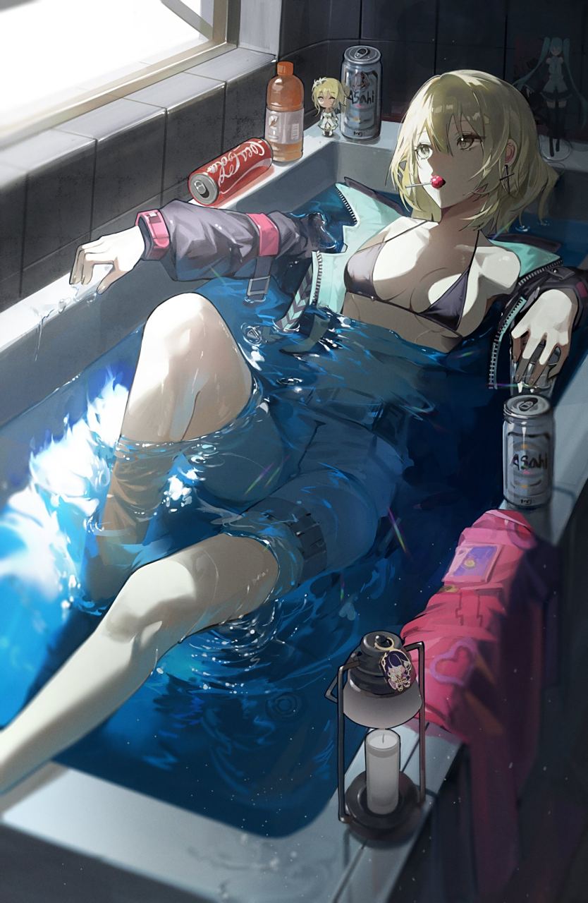 躺在浴缸中降温的美少女#二次元