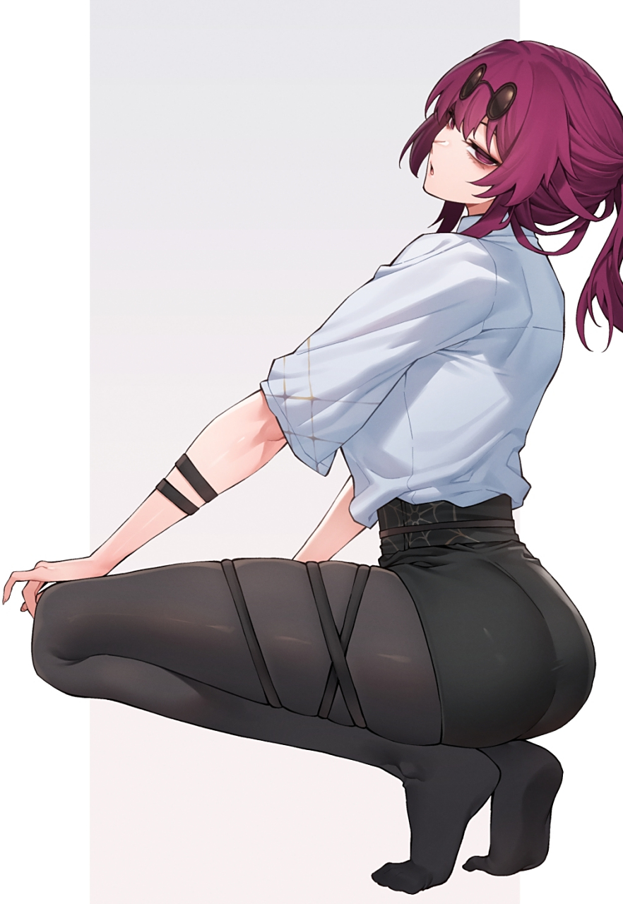 二次元# #崩坏星穹铁道# 孝心变质,卡芙卡快点进卡池吧[舔屏]