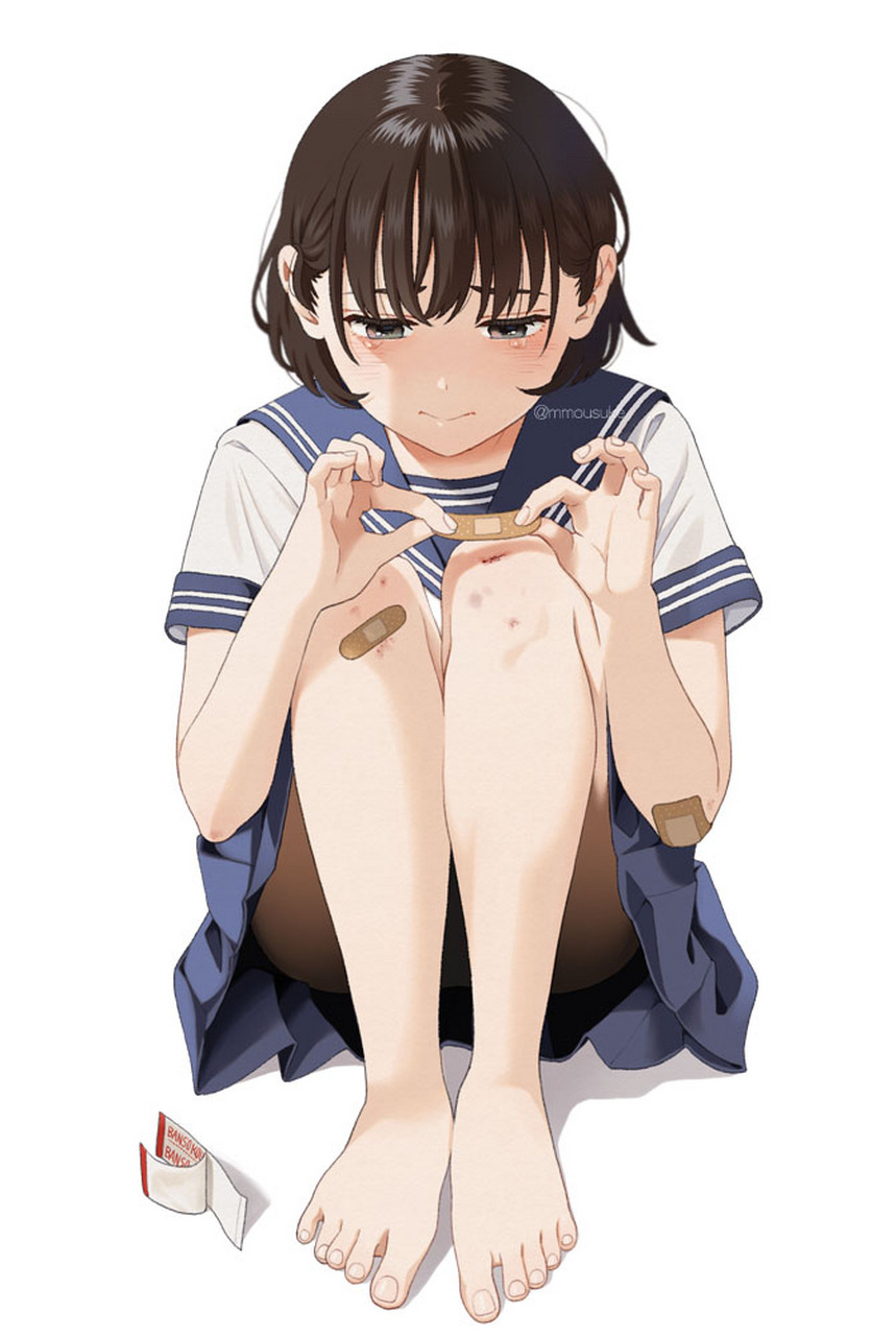 为伤口贴上创可贴的女孩子#二次元