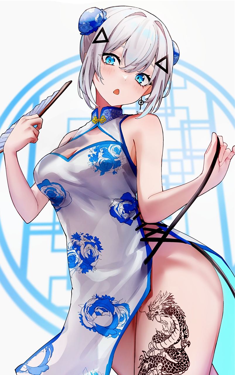 二次元# 旗袍美少女,这纹身有点吓人啊[三哈]