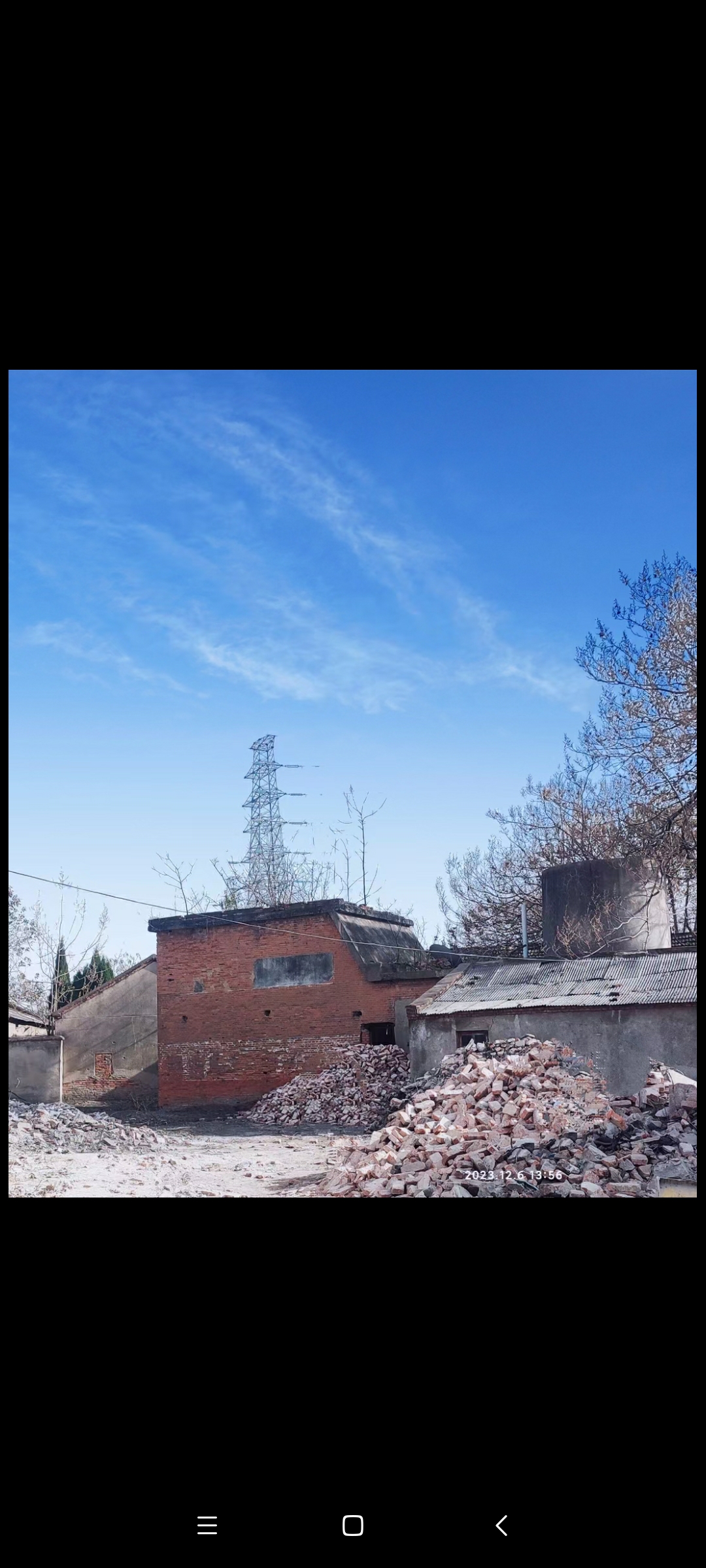 淮南九龙岗煤矿探寻六号井旧址     初冬的午后风和日丽,气温中还带有