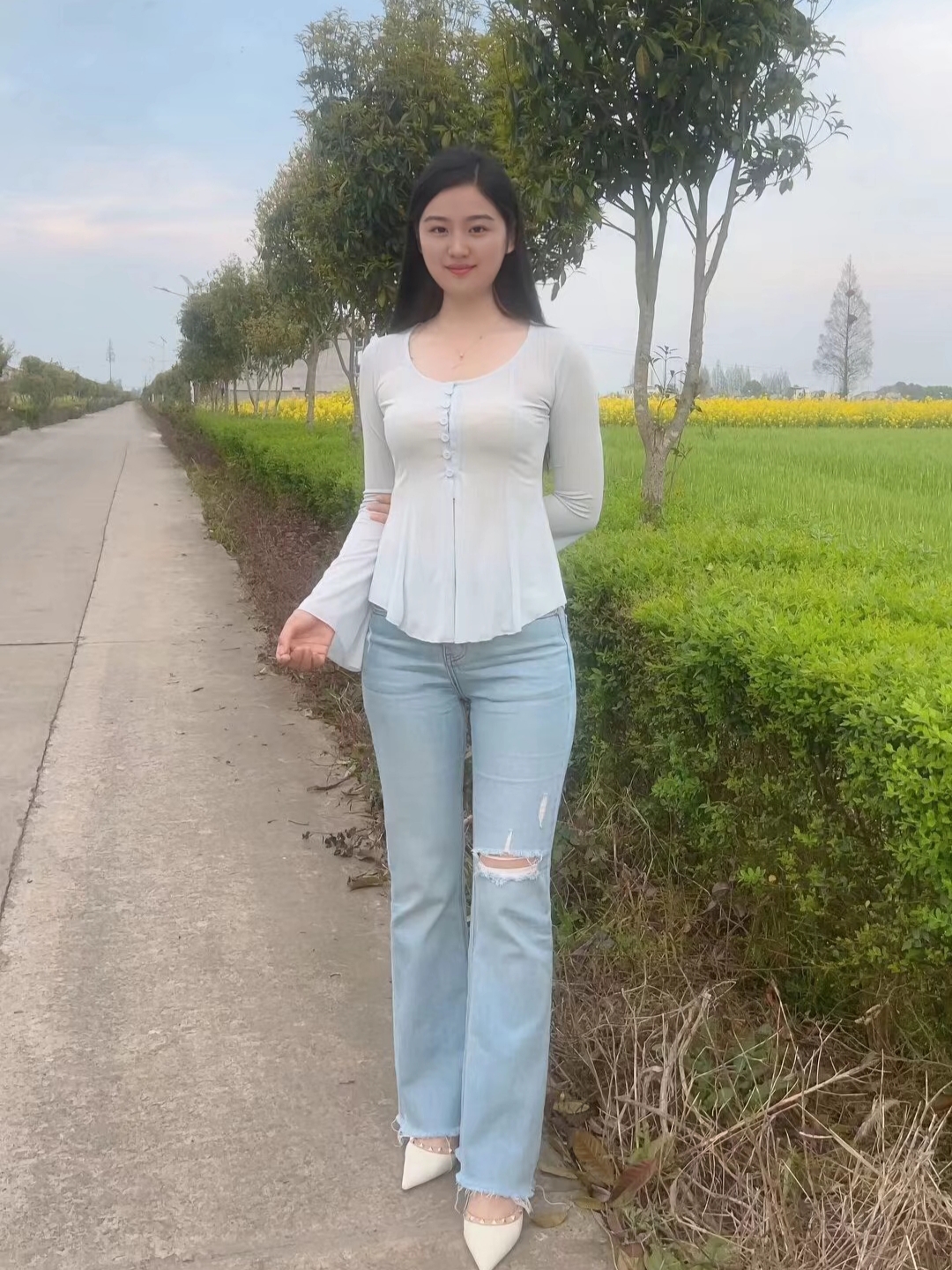 素颜美女,是多么的清纯