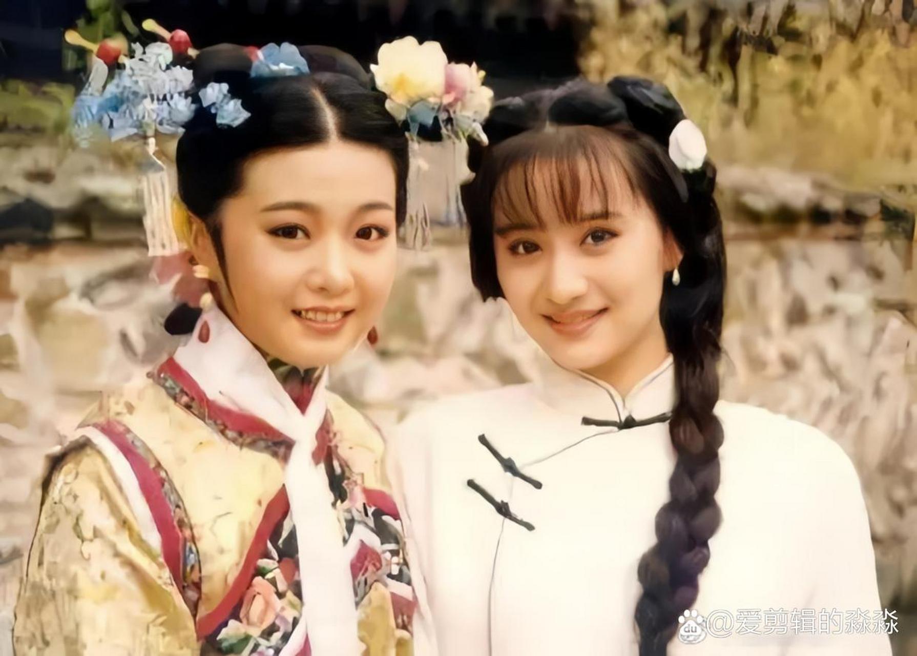 上个世界90年代电视剧《梅花烙》里面的兰馨公主(左)和白银霜(右).