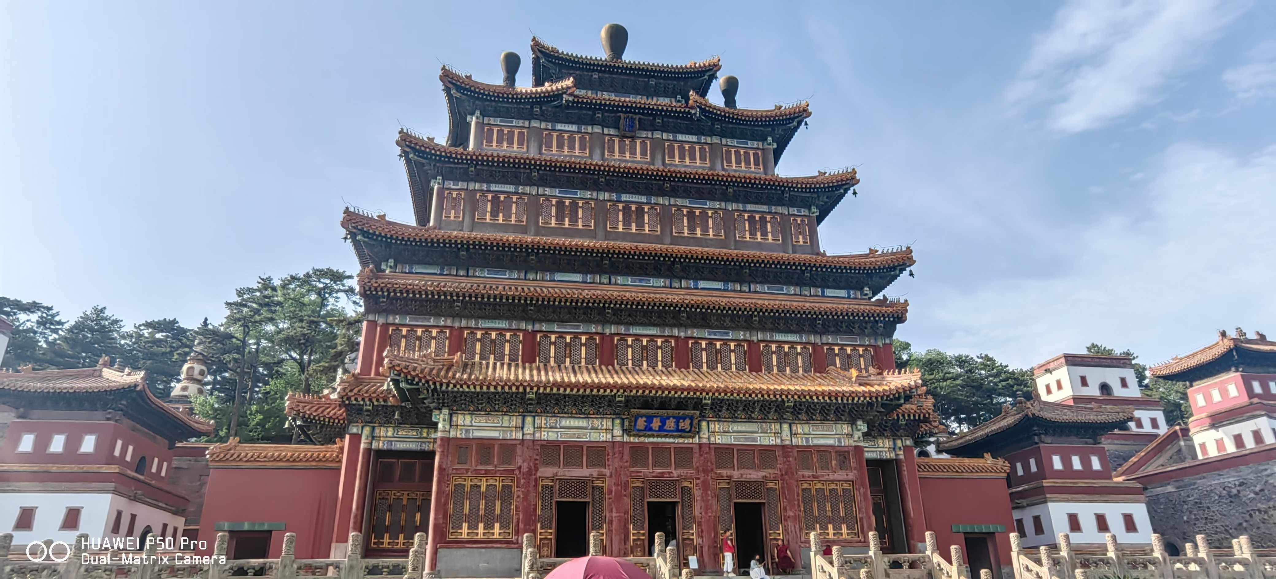 河北省承德市的双桥市双桥区的普宁寺,清朝乾隆时期修建的一座汉藏