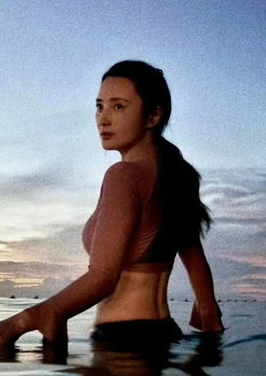 3月4日,蒋勤勤突然登上了热搜,这次不是因为她和陈建斌的感情出炼啥