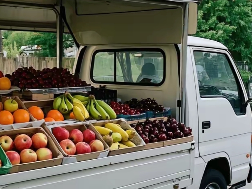 发现了一个搞钱的路子,低门槛赚钱,卖水果,水果家庭每天都要吃,现在