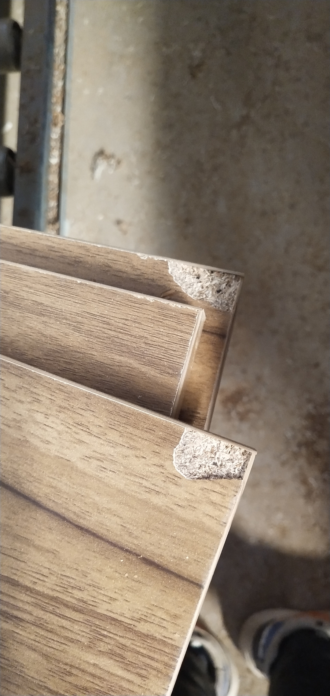 湖北省武汉市黄陂区三里桥街道 详细地址: 汉口北大道家具cbd240亩