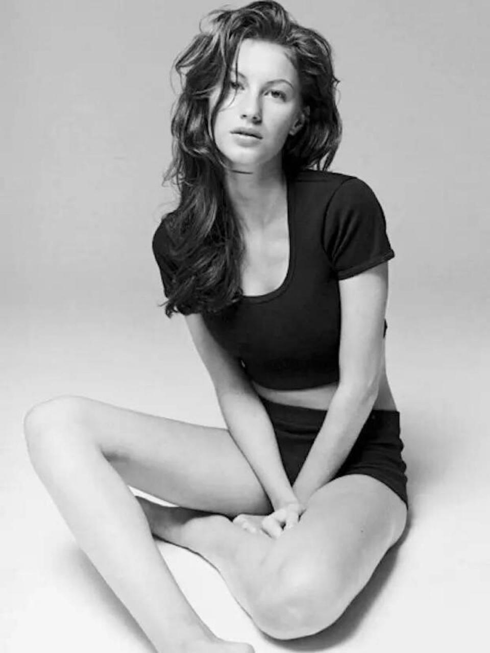 吉赛尔邦辰的大片盛宴 号称一步45万美金的,被粉丝亲切称为"吉娘娘"的