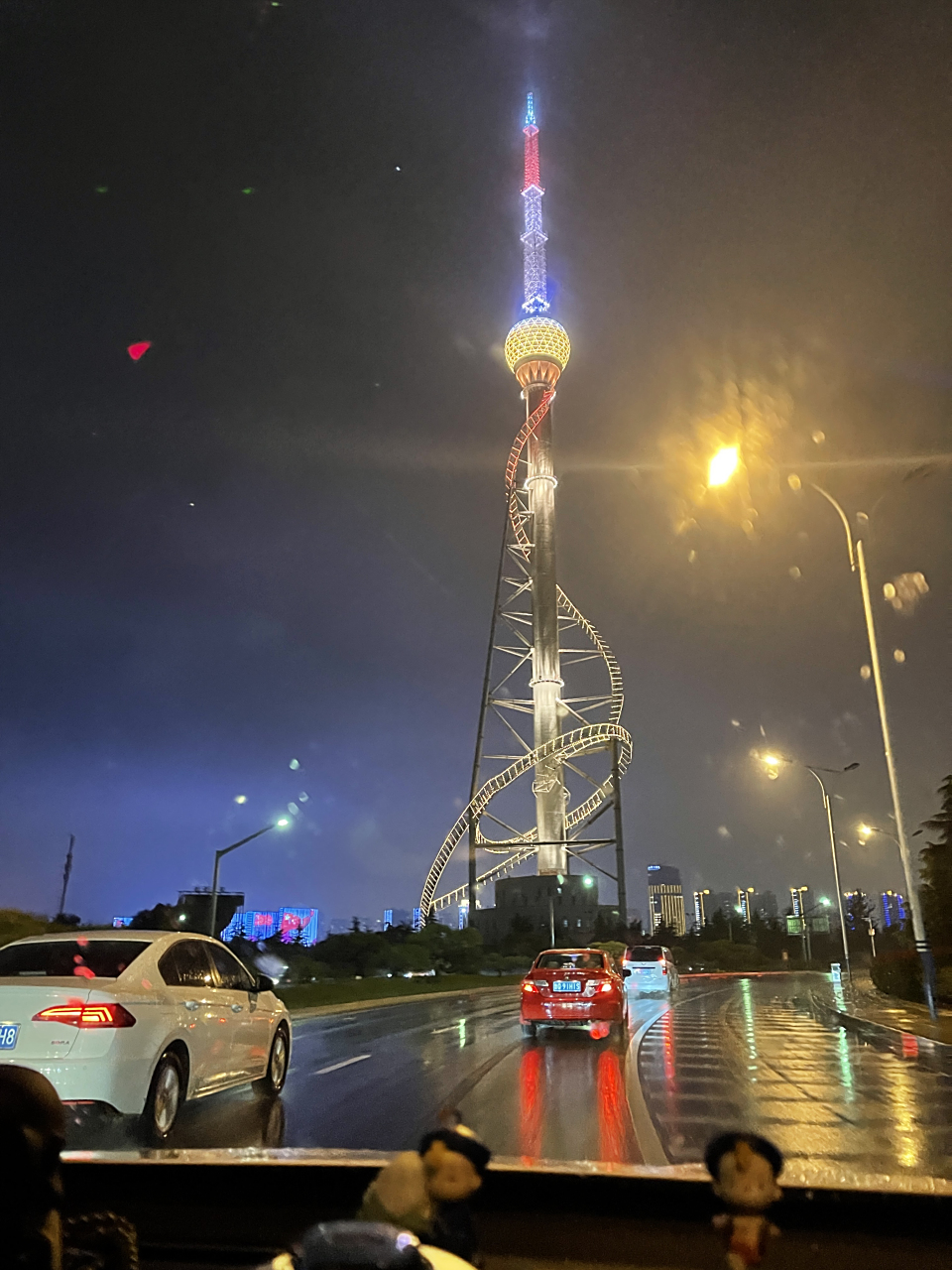 东方明珠临沂分珠 临沂还是挺好的不论是人文还是建筑