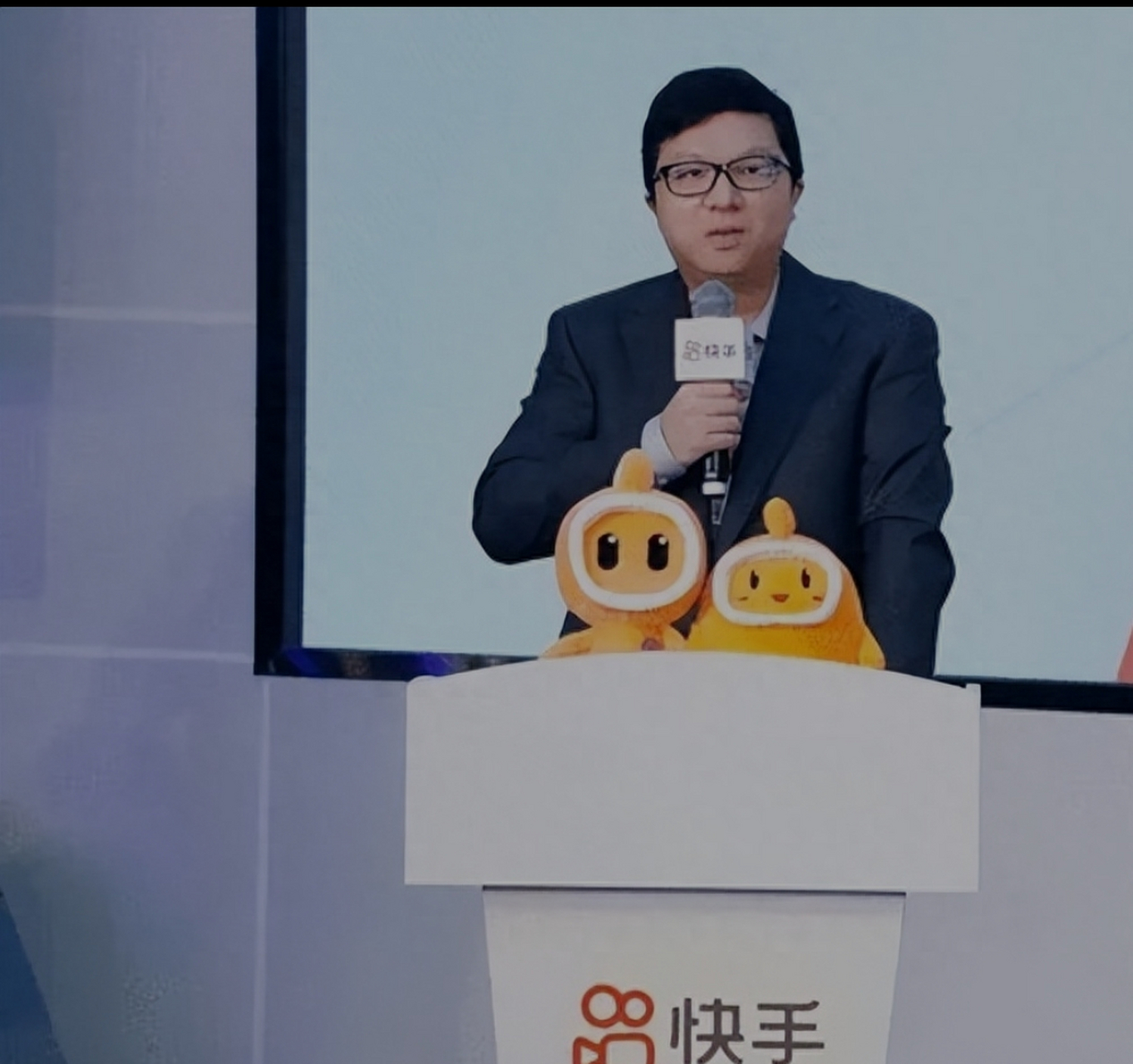 宿华辞快手董事长,这些年快手表现怎么样