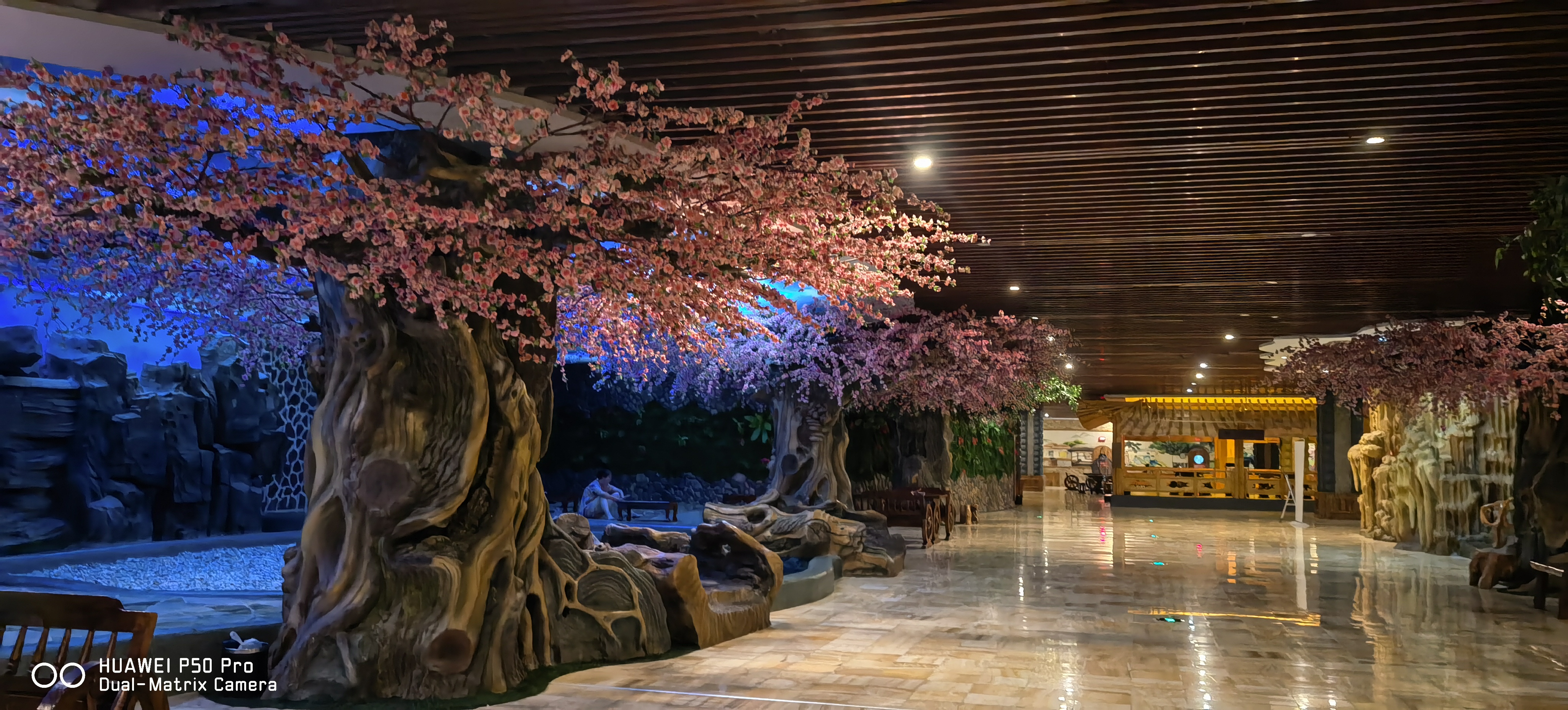 当心情开始变得沉重,仿佛万斤重担压在胸口,生活似乎