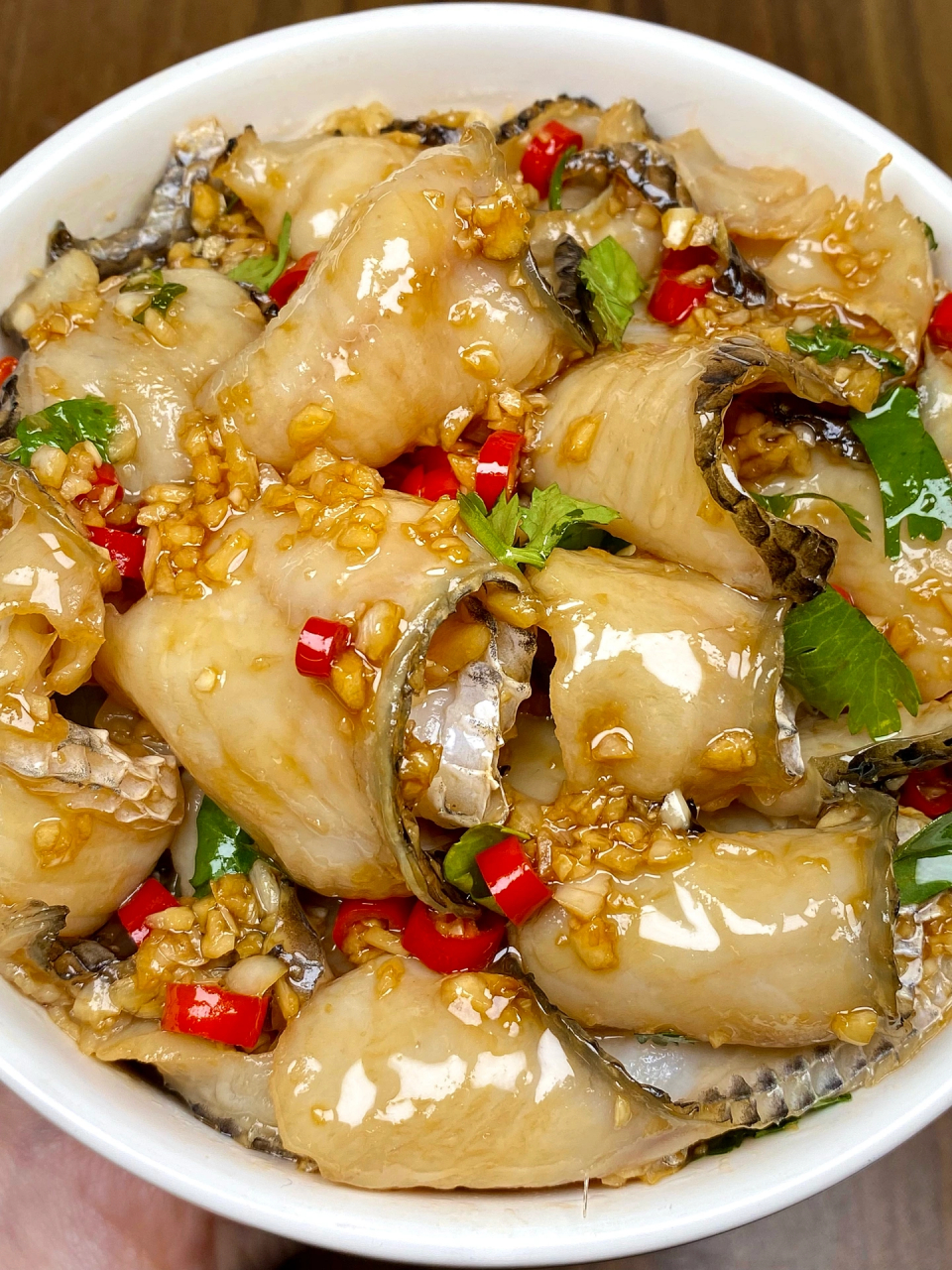 感觉以前的鱼都白吃了… 95蒜蓉鱼片真的巨巨巨好吃,泰下饭啦