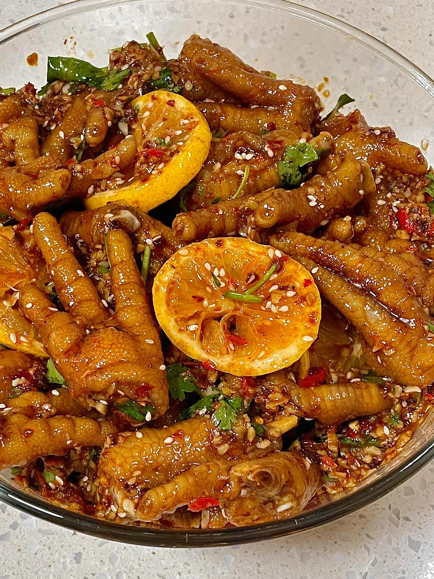 吃不够的酸辣柠檬鸡爪‼️.@热门美食推荐的动态