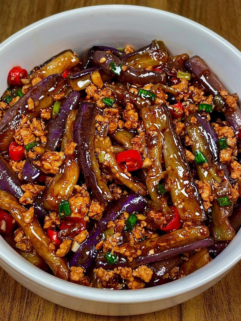 家人们,这道肉末茄子,真的好吃不腻!