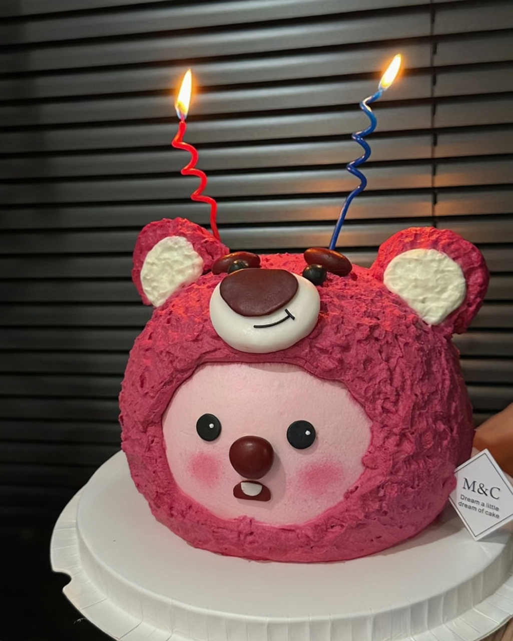 天 ! 我要被loopy蛋糕可爱洗啦 676767