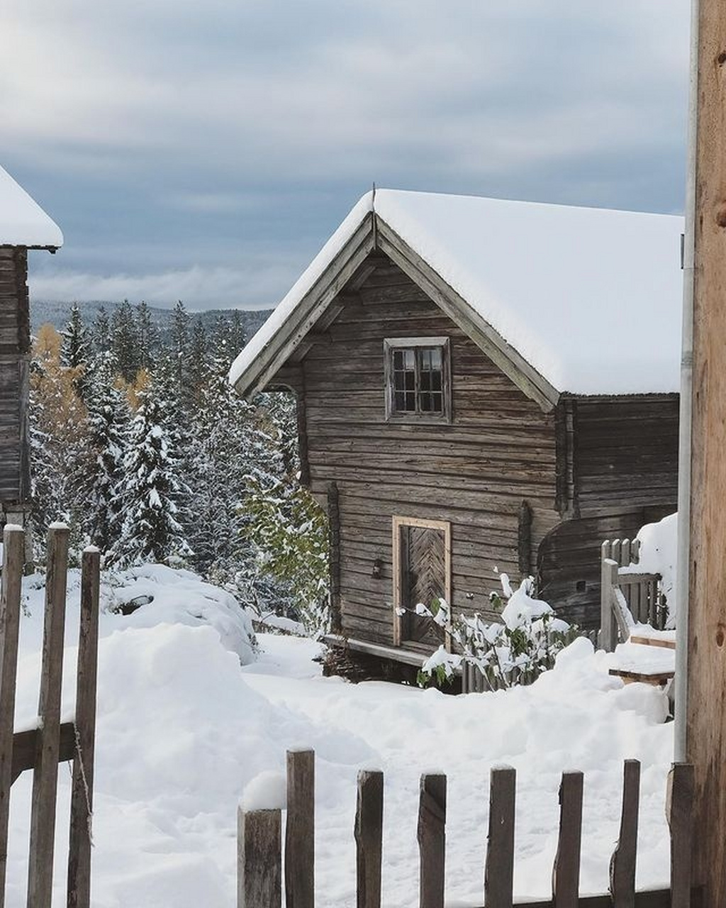 雪后的挪威农场 银装素裹 美好如画~ 7615 .