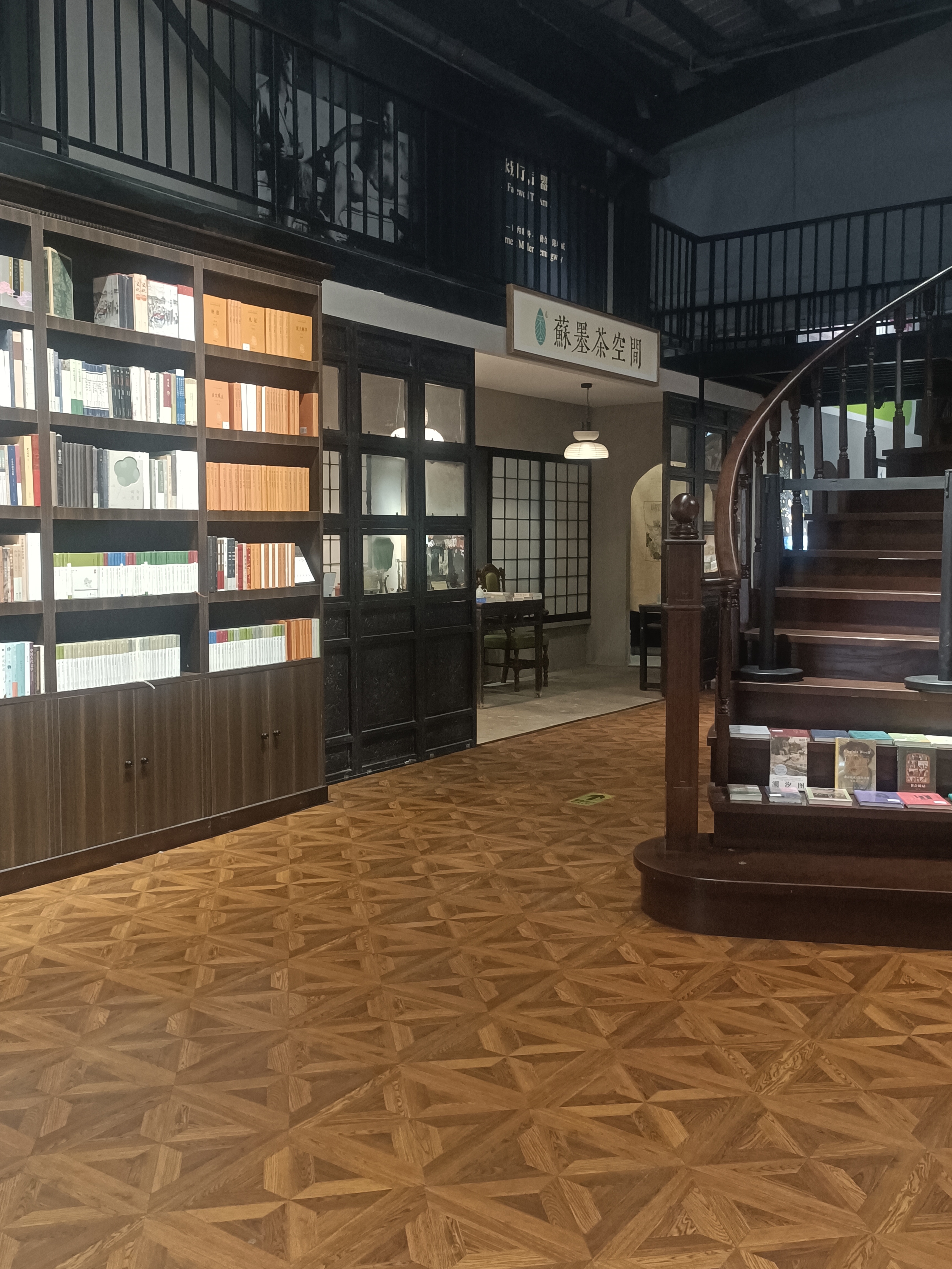 一辈子只睡一个人,不觉得无聊吗?