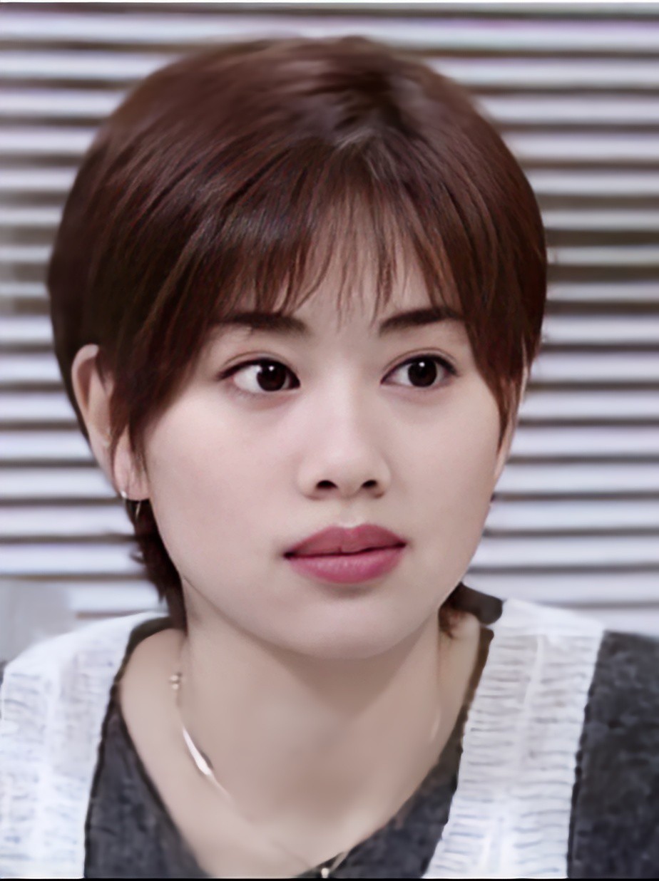 香港短发女神陈松伶#美女#