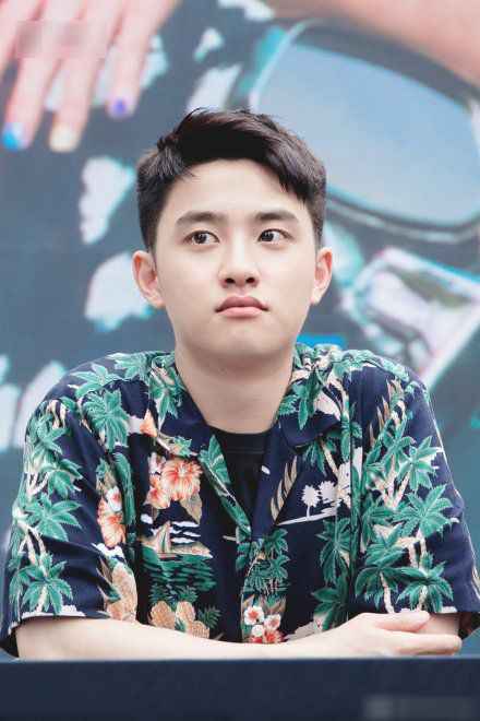 娱乐新鲜事# 【sm否认都暻秀离开】此前据韩媒爆料,最近除都暻秀彝忖