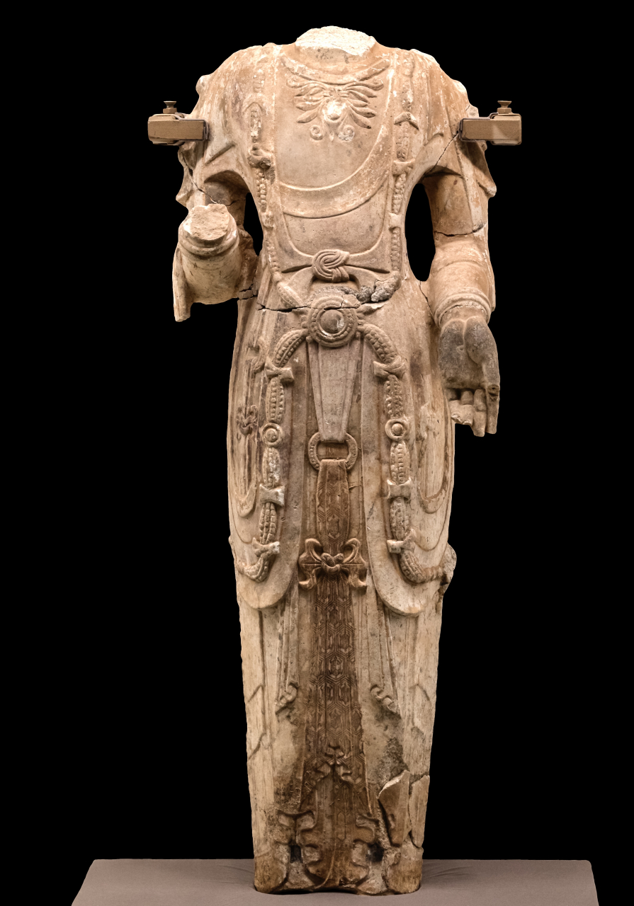 旅顺博物馆#  《穿越千年的东方微笑》-青州造像 (35)彩绘菩萨立像