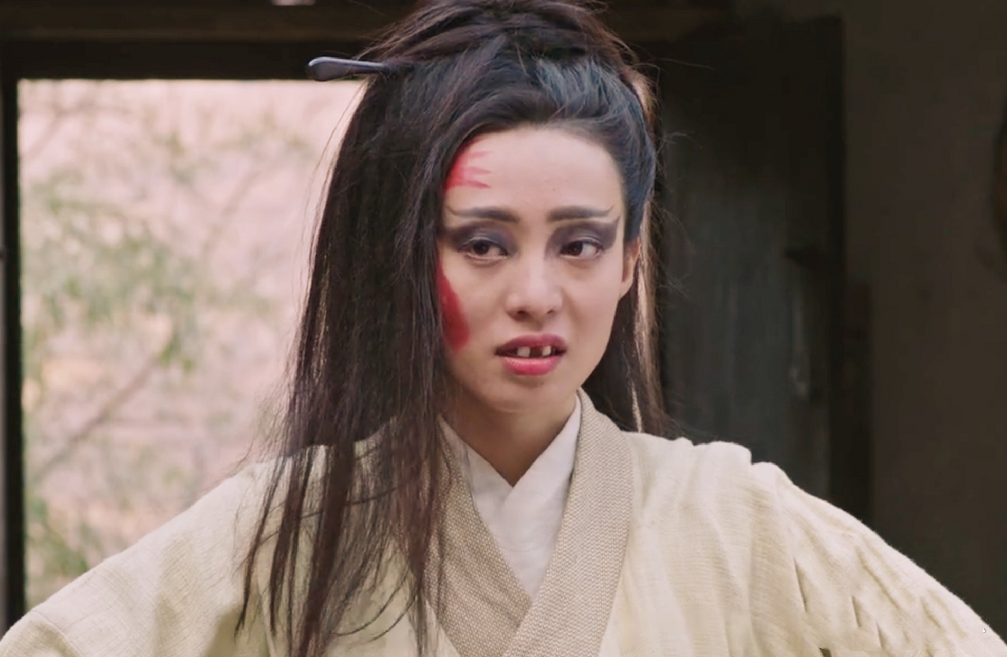 钟无盐相貌奇丑无比,但却有着文韬武略,定国安邦