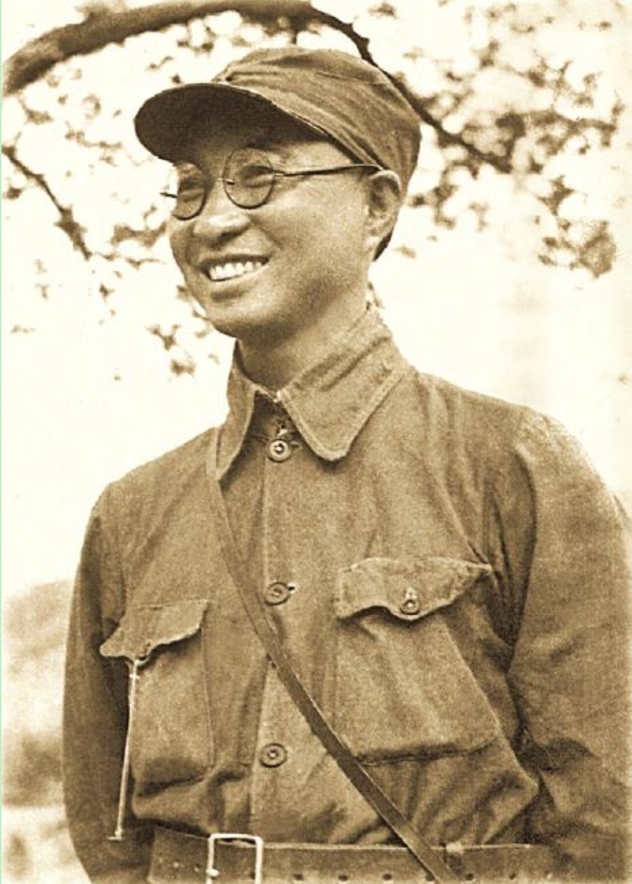 原来,1939年3月8日,陈赓的妻子王根英所在的129师供给部遭日军袭击