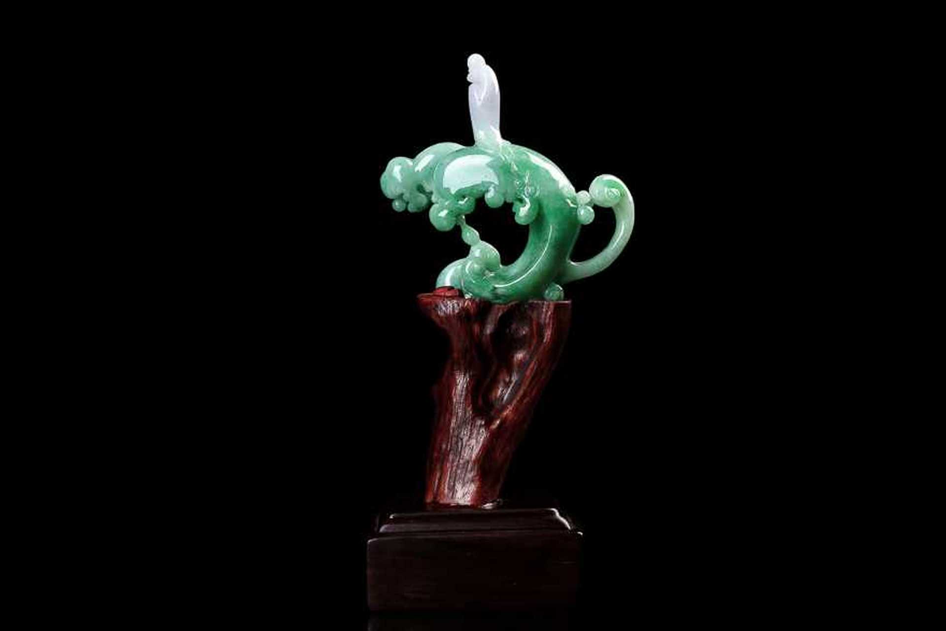 【心·守恒】(陈生铠群)  北国冰封江南月, 君已逝,心如铁.