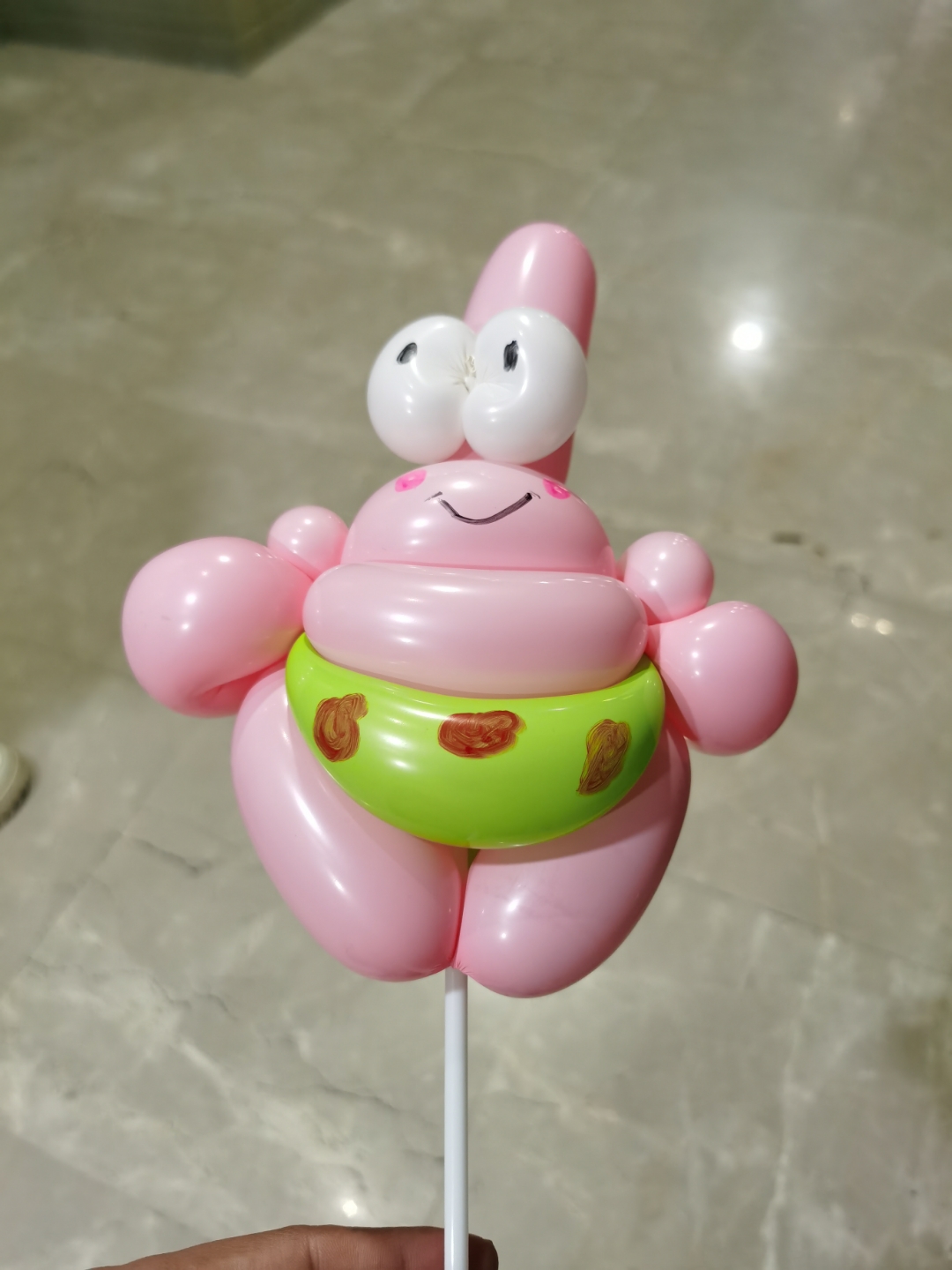 机会和惊喜才能降临到我们身上气球表情包可爱图片气球表情图星型气球