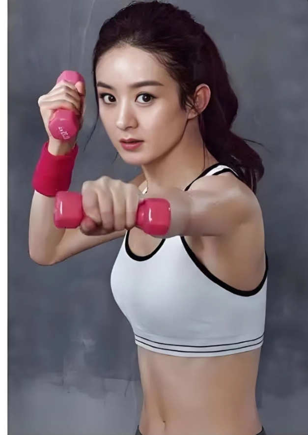 赵丽颖的运动造型真迷人,挥汗如雨也挡不住她的魅力!