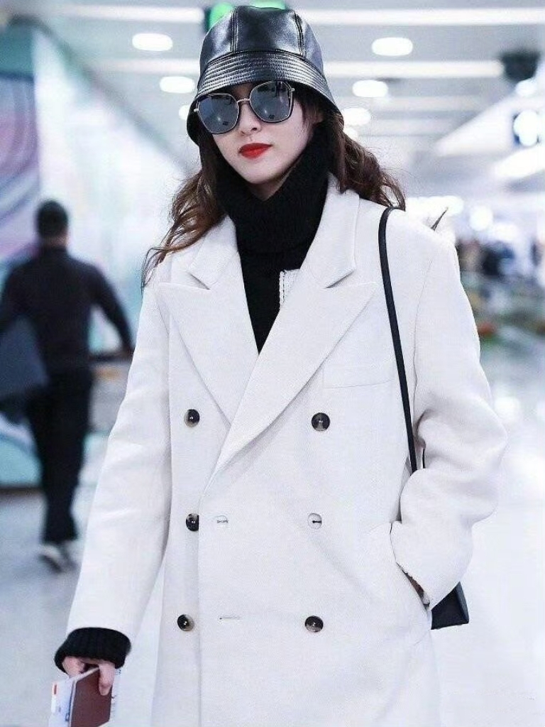 黑帽衫搭白外套图片女生 - 黑帽衫里头配白半袖好看吗 黑帽衫搭白外套

图片女生 - 黑帽衫里头配白半袖悦目
吗（黑帽衫里头配白半袖好看吗） 行业资讯