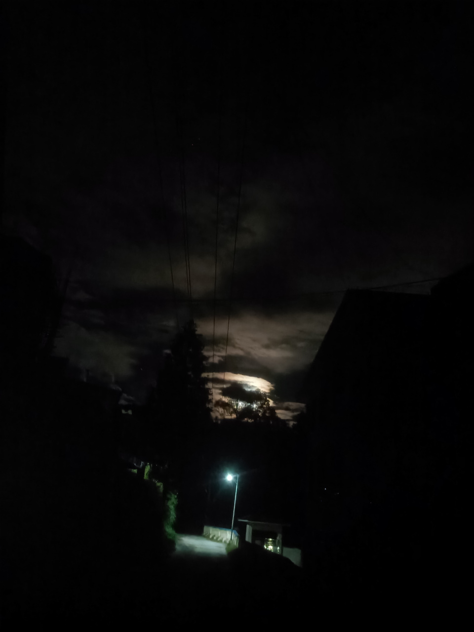 天快亮了,我 随手拍照