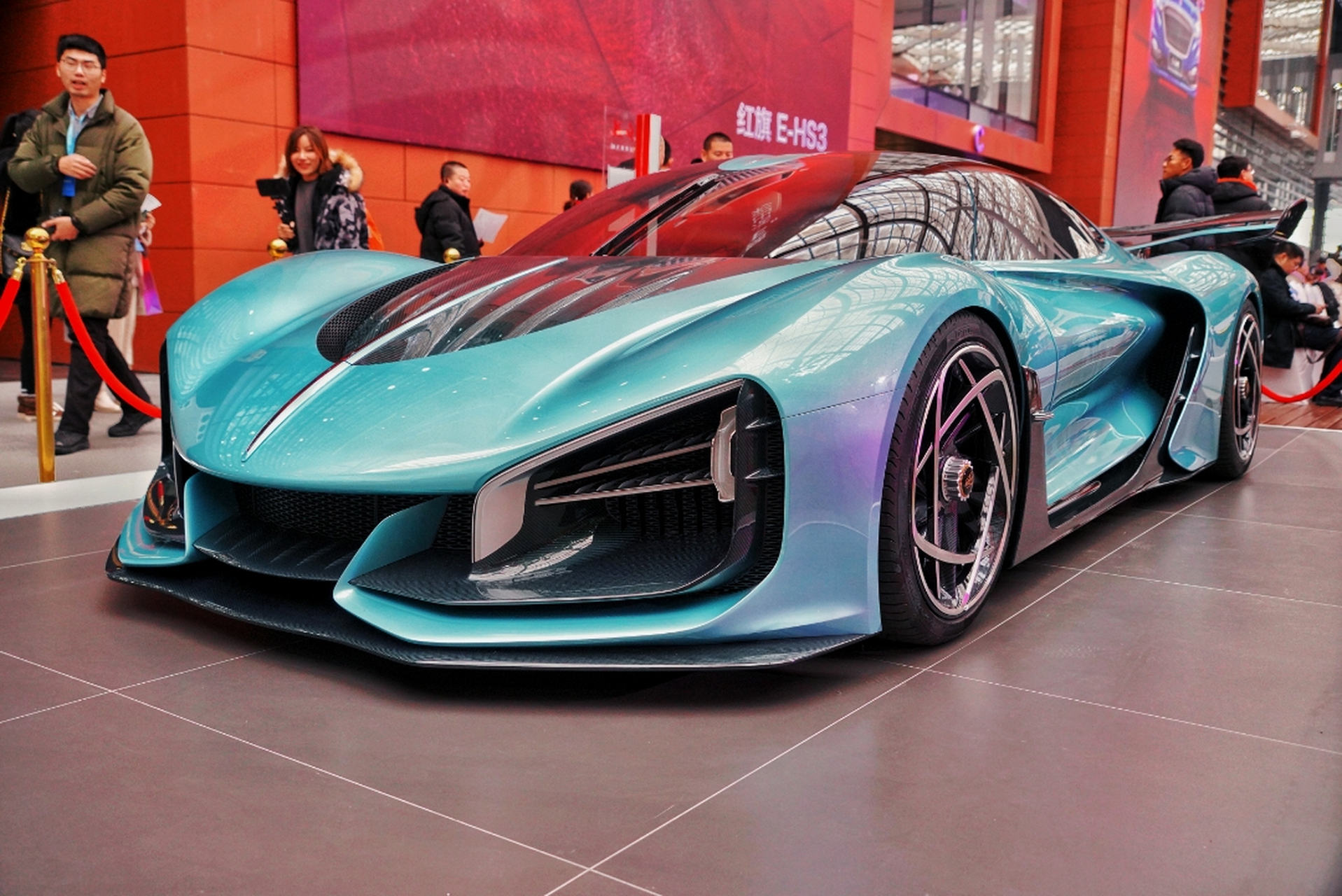 在中国一汽nbd总部,发现红旗s9超级跑车一辆,同学们猜一猜这车多少钱?