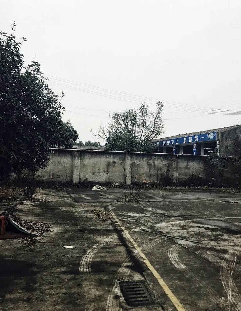 成都的朋友,谁知道这个废弃殡仪馆的位置?