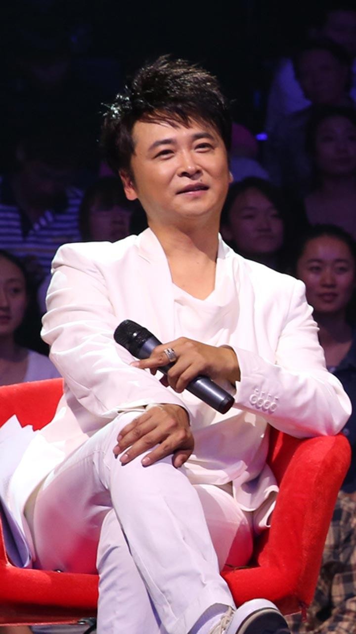 我的华语乐坛初记忆# 小时候听过的歌曲冯晓泉《冰糖葫芦》,虽然甘种
