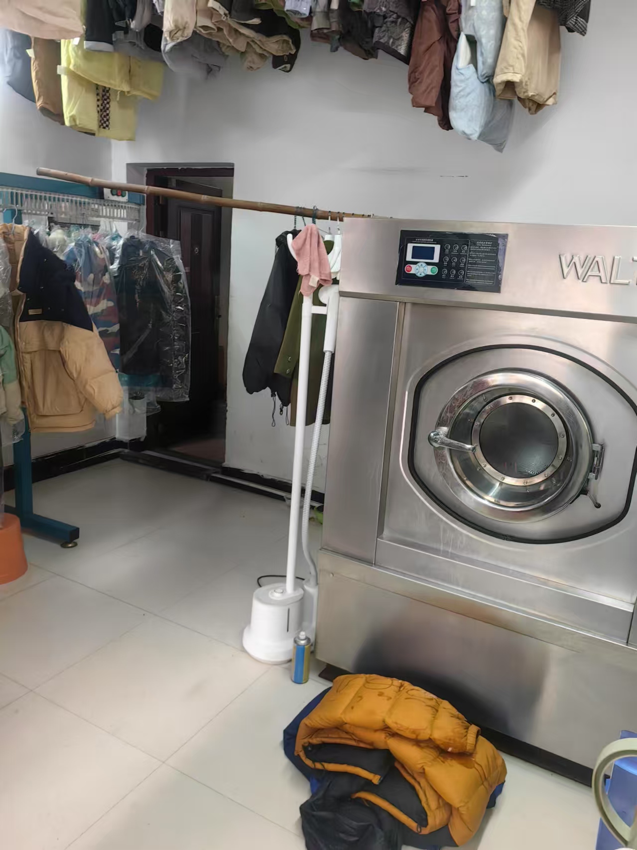 洗衣店转让编号1502379杰,常德市津市市银苑路1108号,面积90租金2000