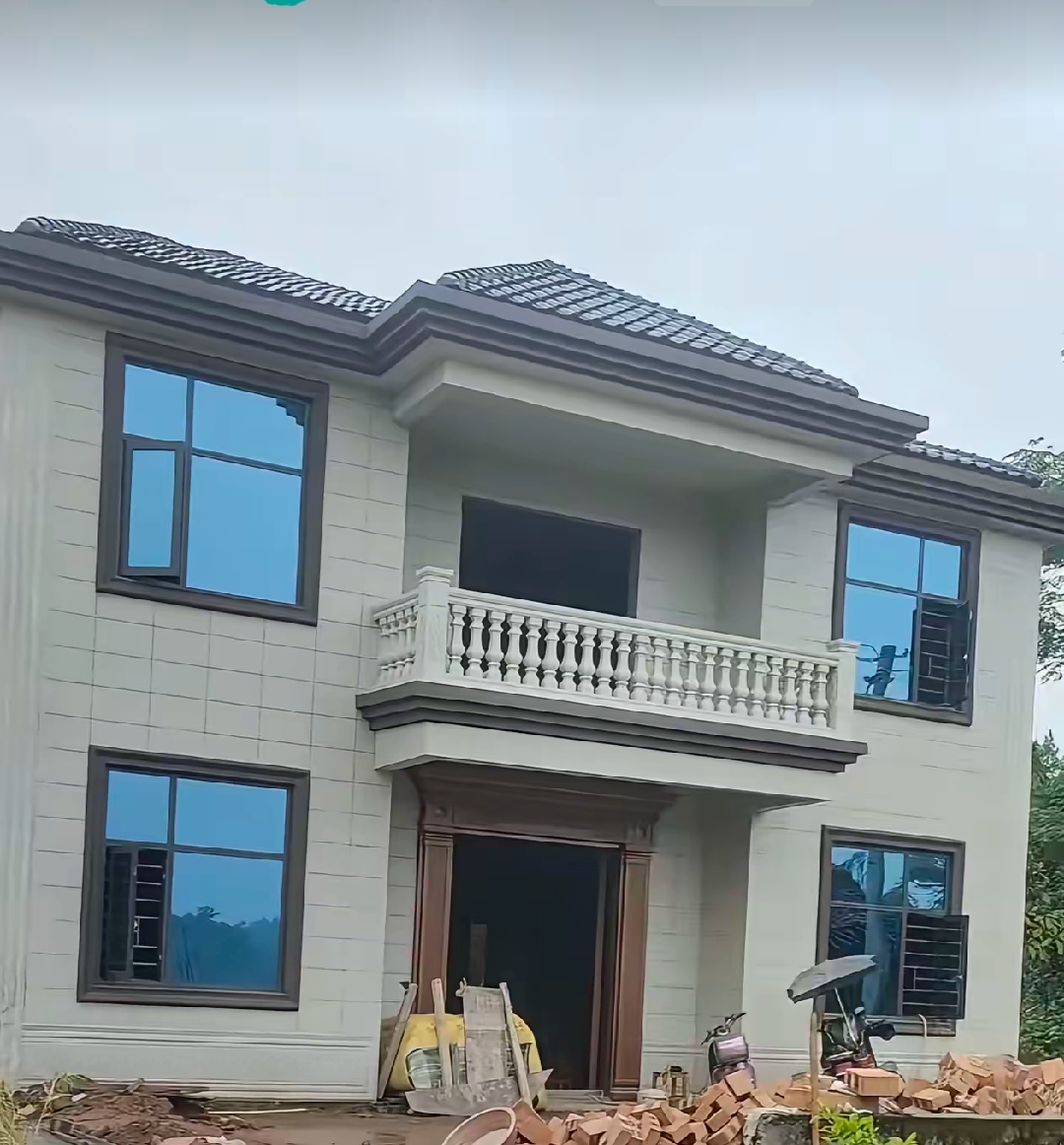 农村自建房纠结要不要罗马柱的朋友看过来了,只要你喜欢,什么都是好的