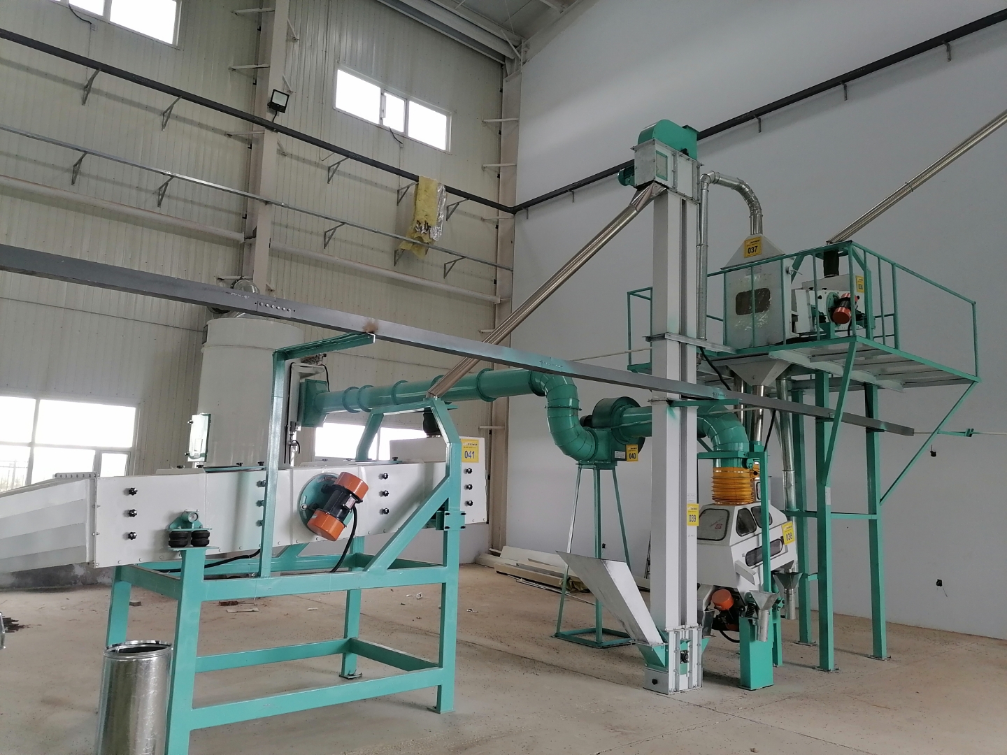 荞麦脱壳机厂家,荞麦脱壳机源头厂家,荞麦制粉设备