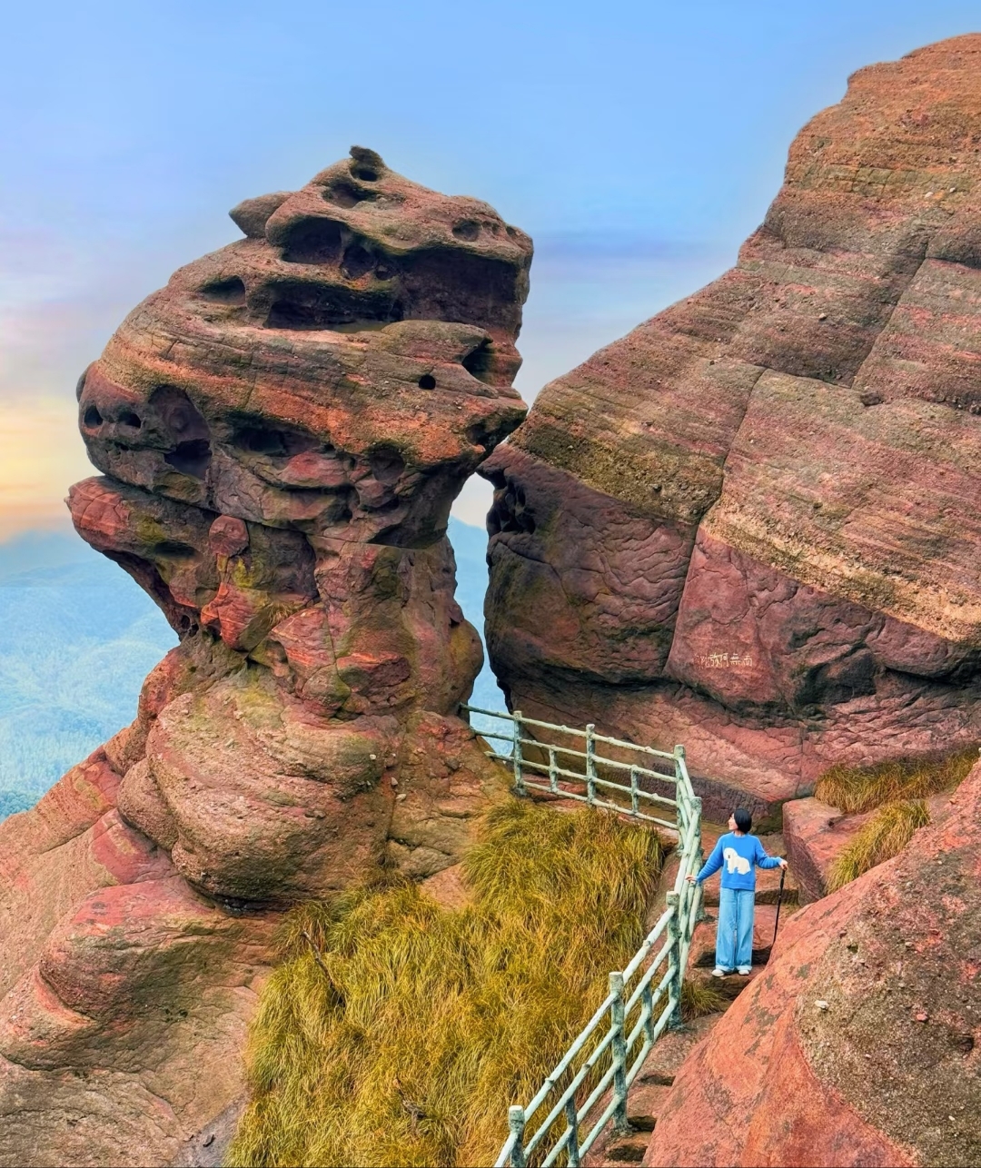 看到这些奇特石头的瞬间,我被深深震撼了!