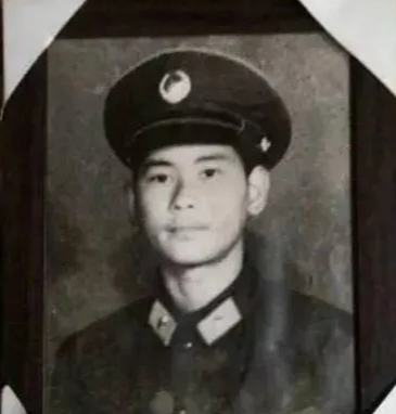 1974年4月28日,对越自卫反击战中,李谋仁等烈士与敌共亡.