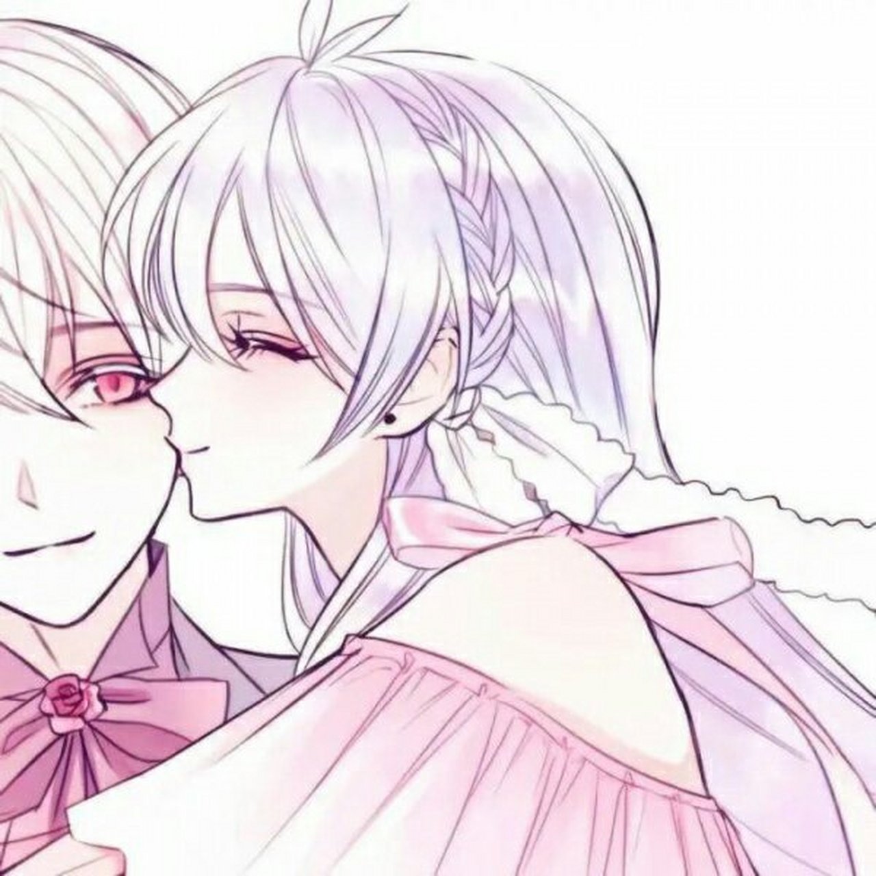 咳咳,发了一些闺蜜头像 动态里面还有一些情头@嗯呃不要
