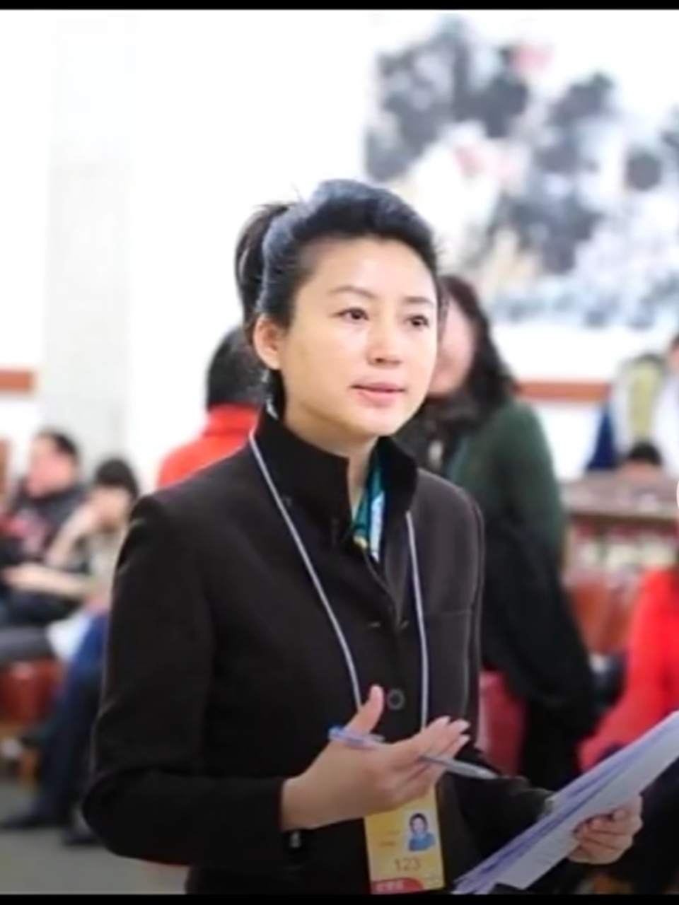 曾经的《开心辞典》节目主持人王小丫,一代人的记忆,满满的回忆!