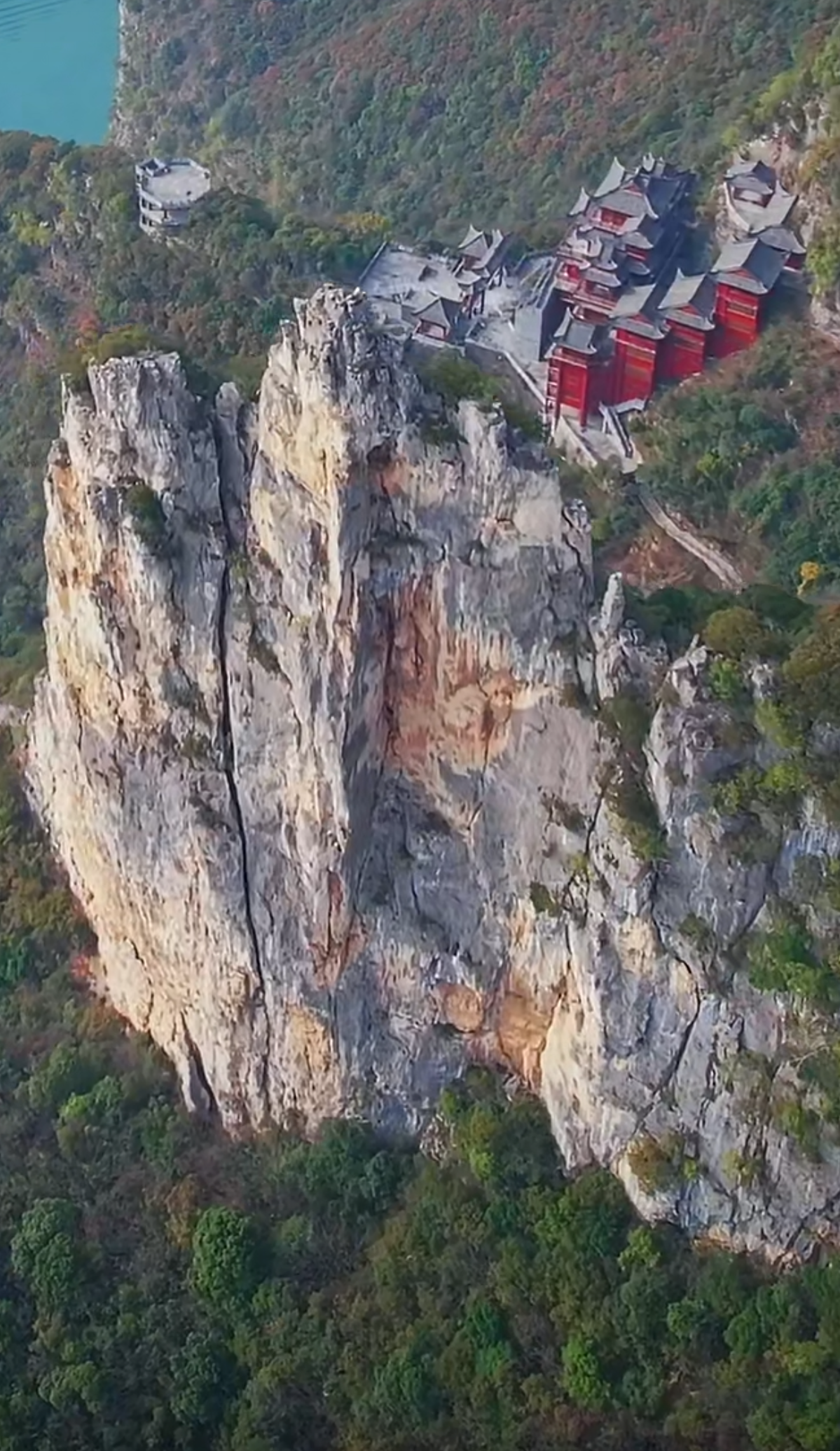 神女峰风景图片