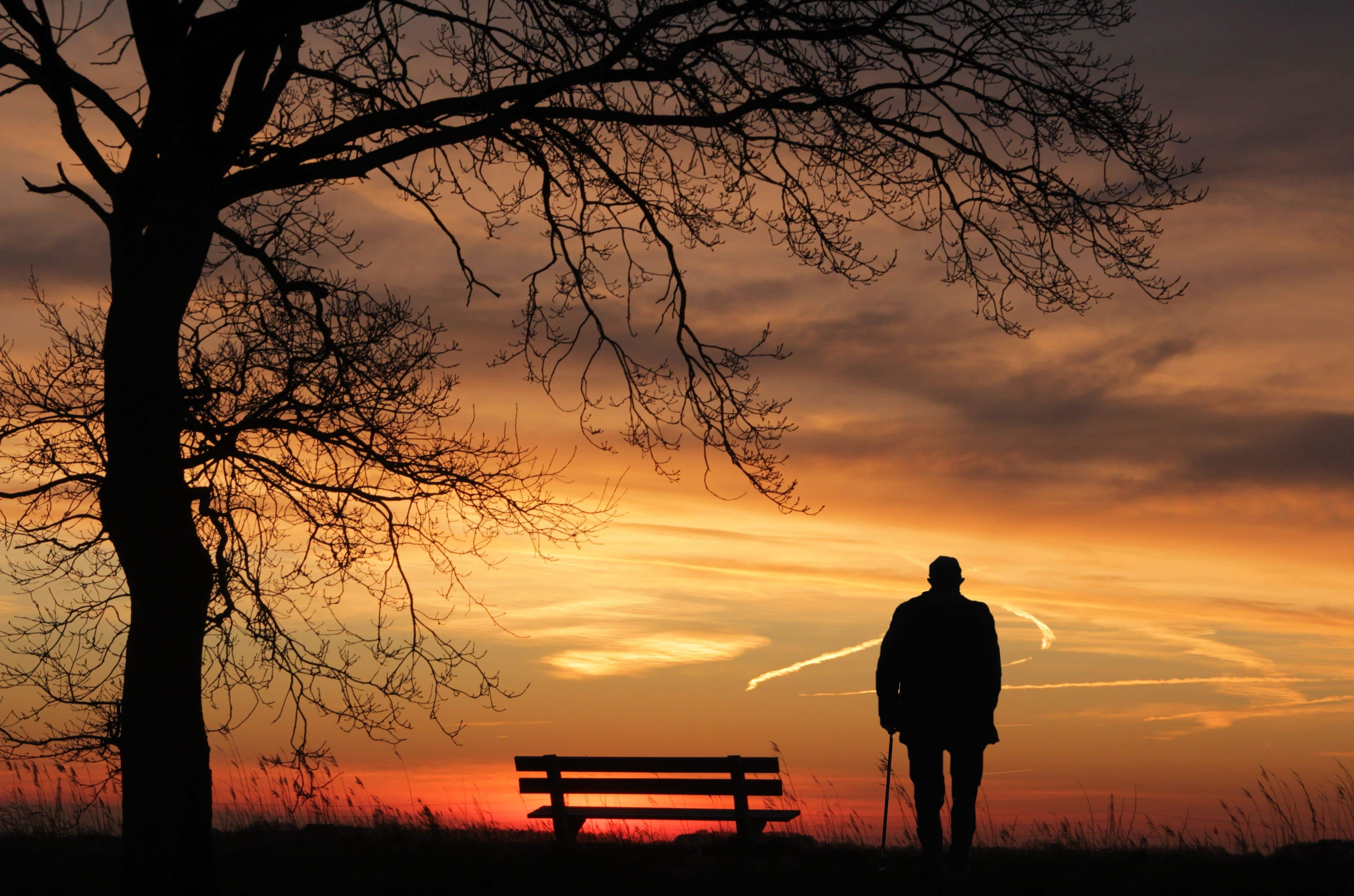 抹去内心失意与不附呃先酥艄照韧章淙章溆巧说耐计 沧桑无奈的
