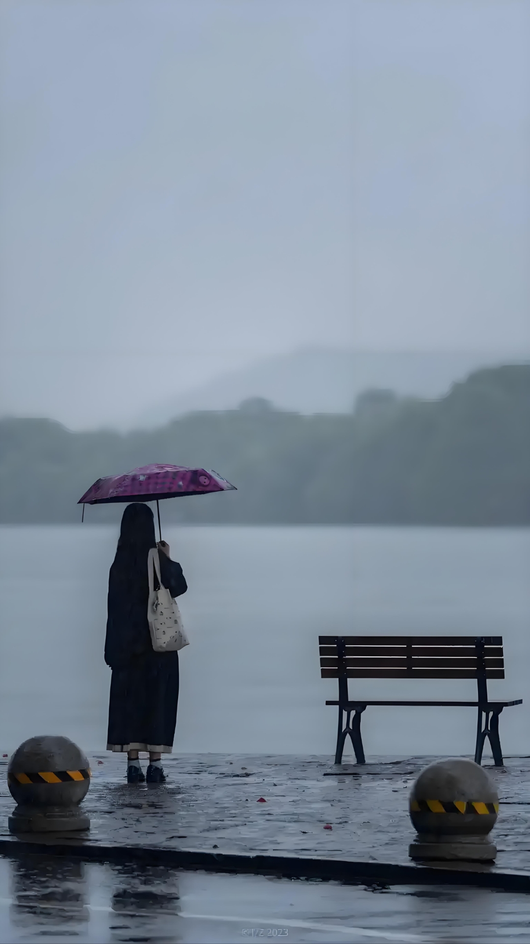 每个人的人生里都会遇到一场措手不及的大雨, 若你深陷雨中,愿有人为