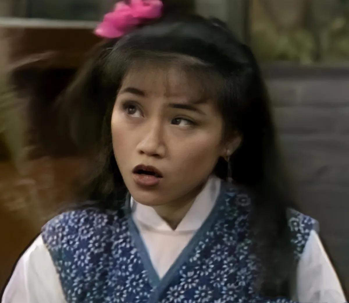 《神雕侠侣》,看到傻姑和李莫愁交手,弹幕都在刷傻姑武功高,连李莫愁