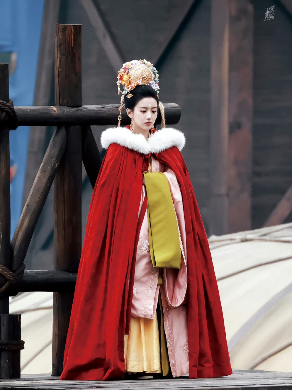 包上恩 银川公主新剧路透妆造也太美啦7515 《英雄志》银川公主