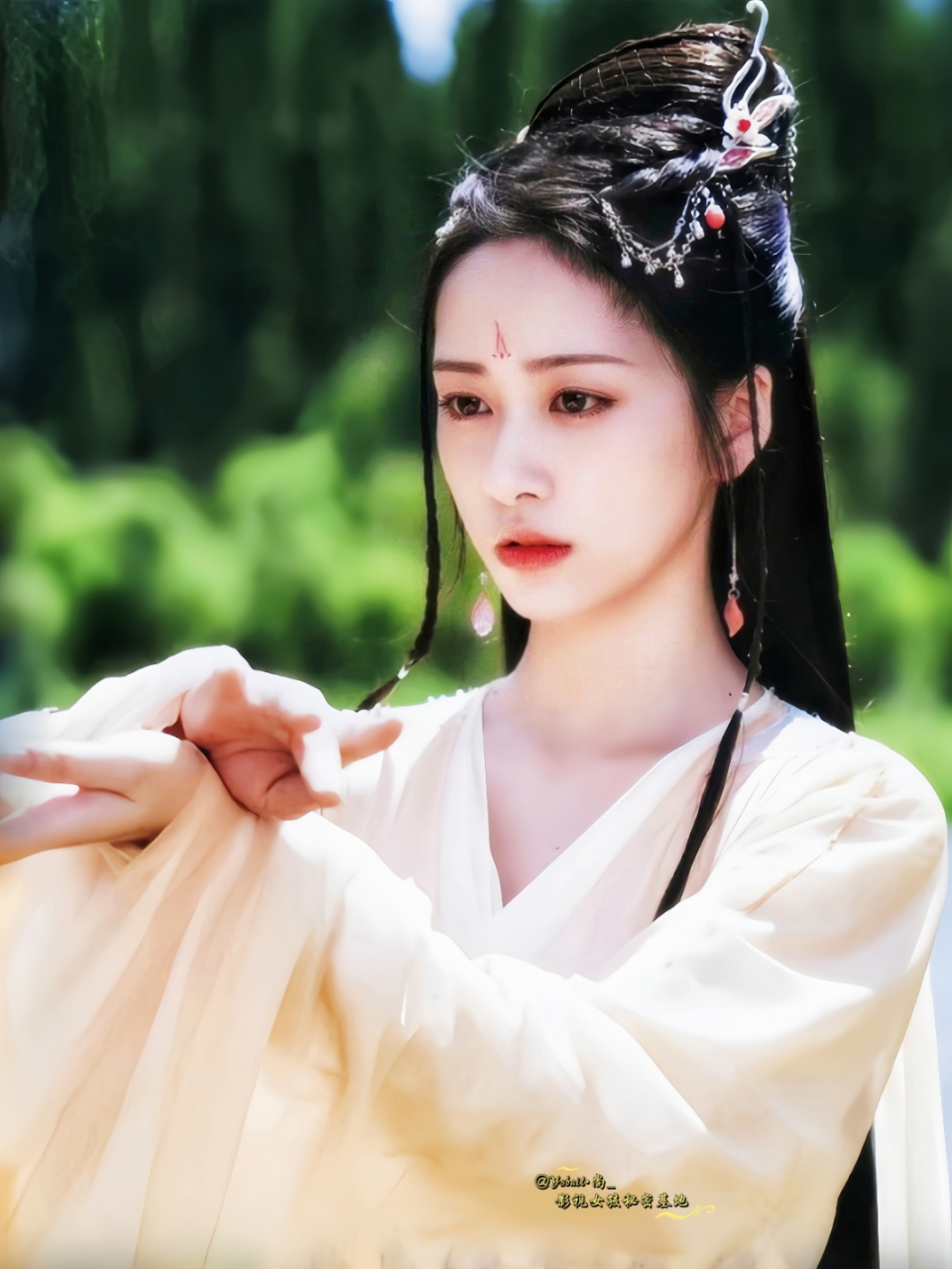 人和造型都包美的【杨肸子古装盘点】 她真的好漂酿!