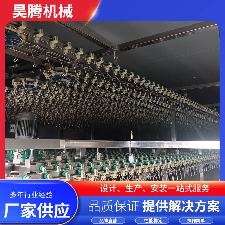 全自动宰鸡流水线通常由吊挂式流水线,立式烫毛机,卧式脱毛机,头颈