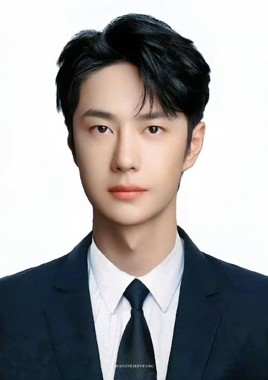 王一博#哇塞,新的证件照来啦,真滴帅哎