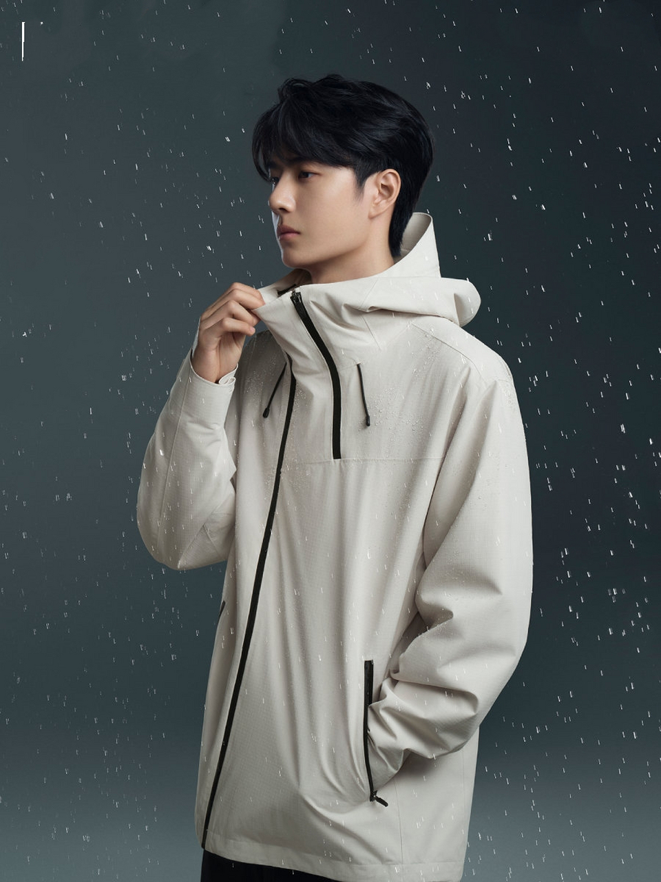 王一博# 秋天来了,王一博最新穿搭来了,蕉内全新防晒外套,轻松哪篌